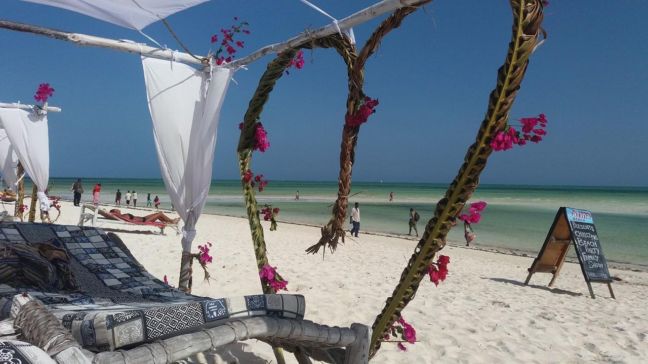 Nyumba Ya Afrika Bed and Breakfast Watamu Exteriör bild