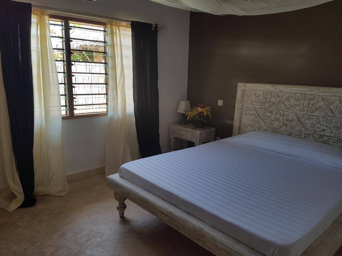 Nyumba Ya Afrika Bed and Breakfast Watamu Exteriör bild