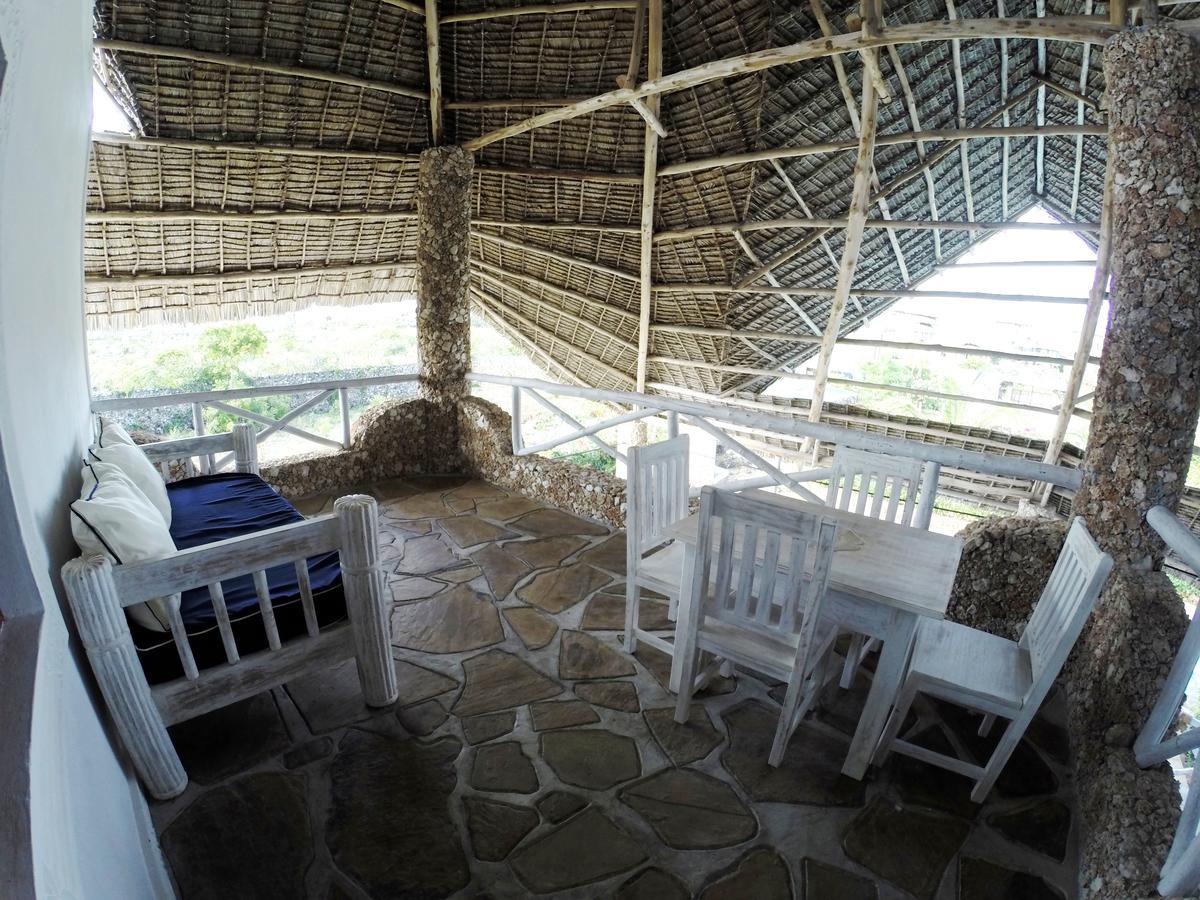 Nyumba Ya Afrika Bed and Breakfast Watamu Exteriör bild
