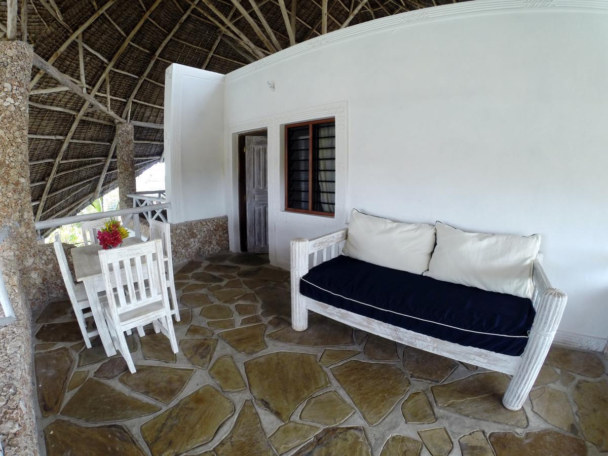 Nyumba Ya Afrika Bed and Breakfast Watamu Exteriör bild