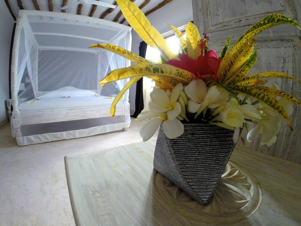 Nyumba Ya Afrika Bed and Breakfast Watamu Exteriör bild