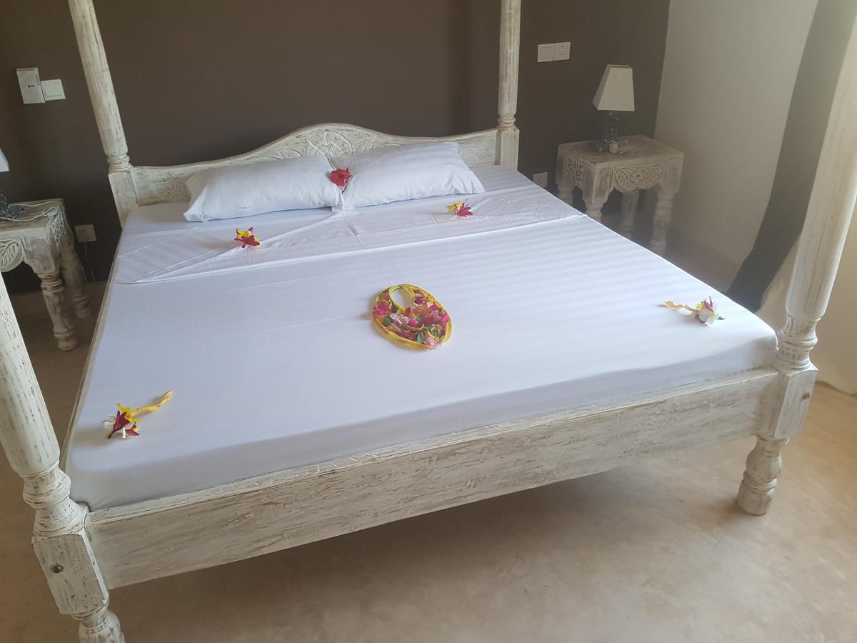 Nyumba Ya Afrika Bed and Breakfast Watamu Exteriör bild