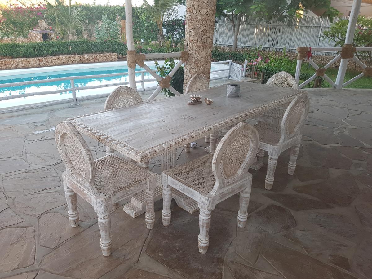 Nyumba Ya Afrika Bed and Breakfast Watamu Exteriör bild