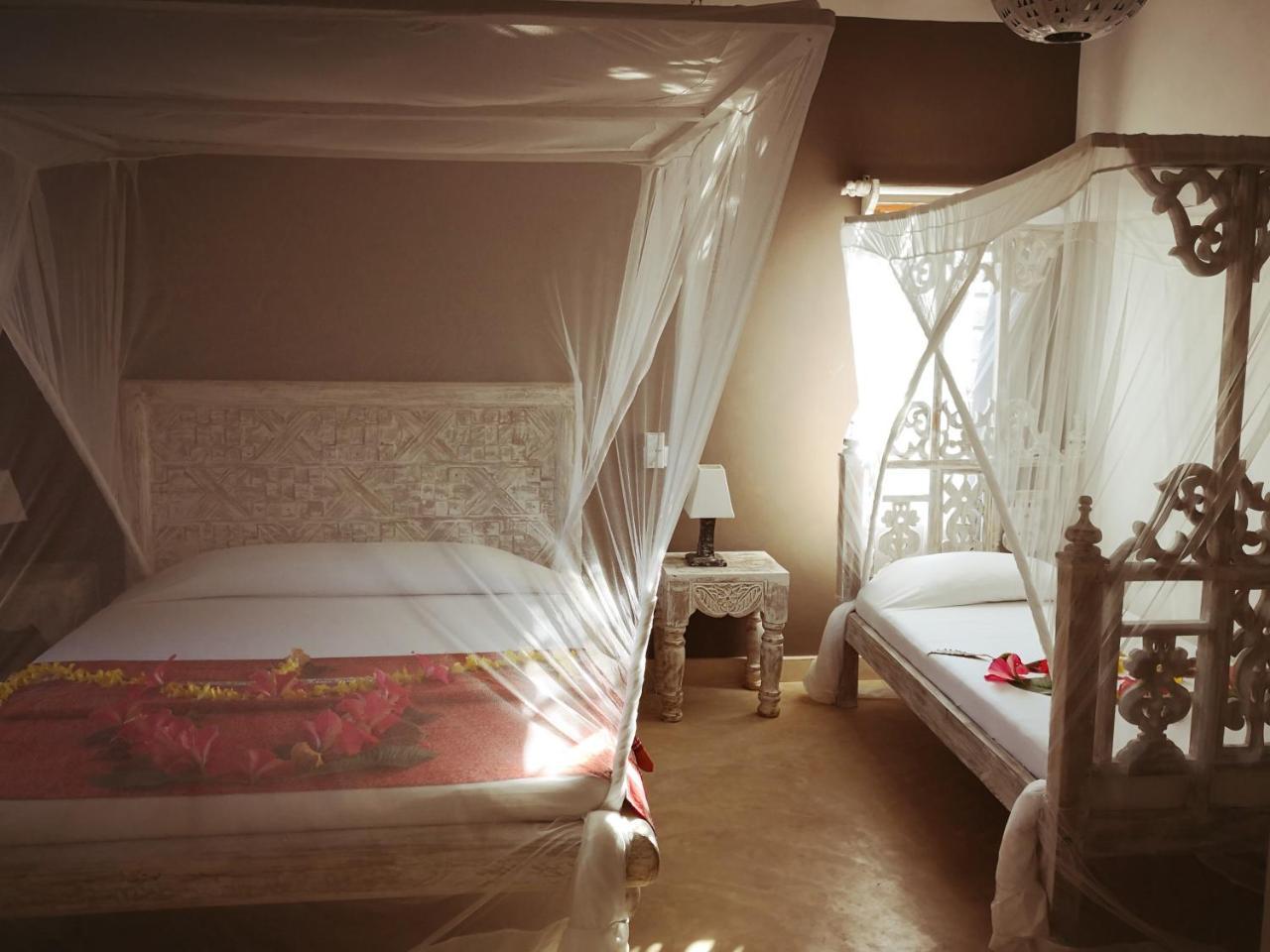 Nyumba Ya Afrika Bed and Breakfast Watamu Exteriör bild